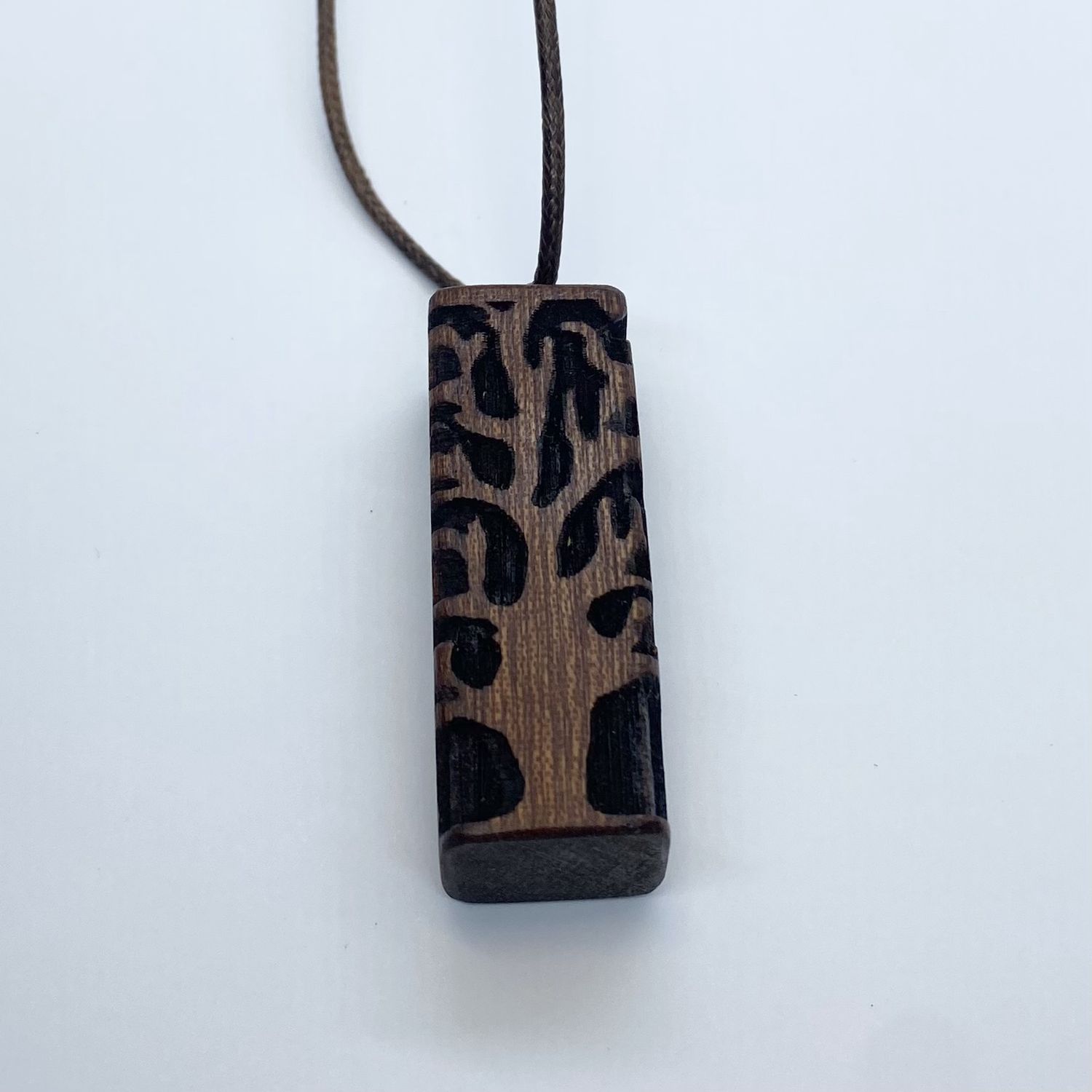By Julius Necklace Tree