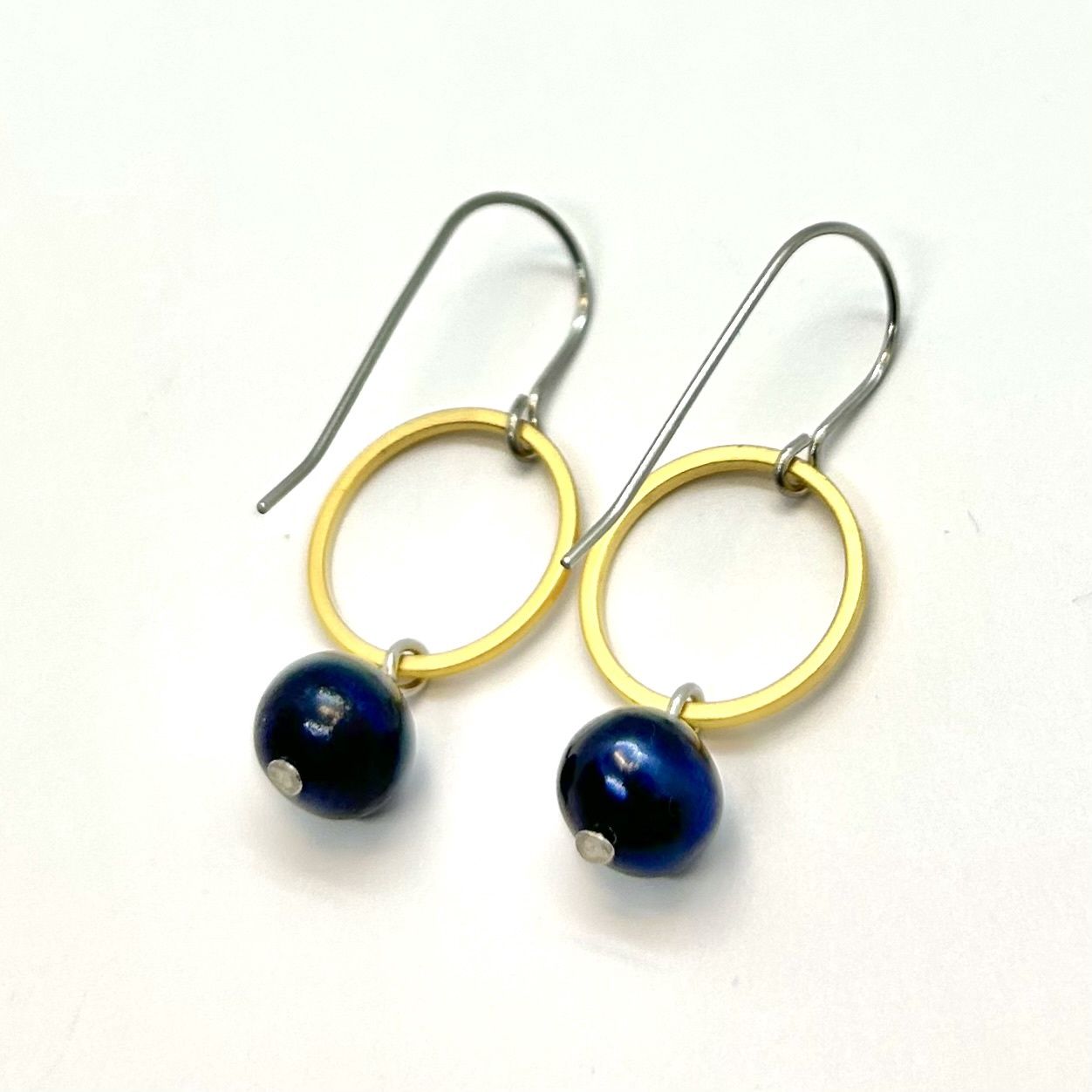 Tsay Earrings Blue Pearl on Gold Circle