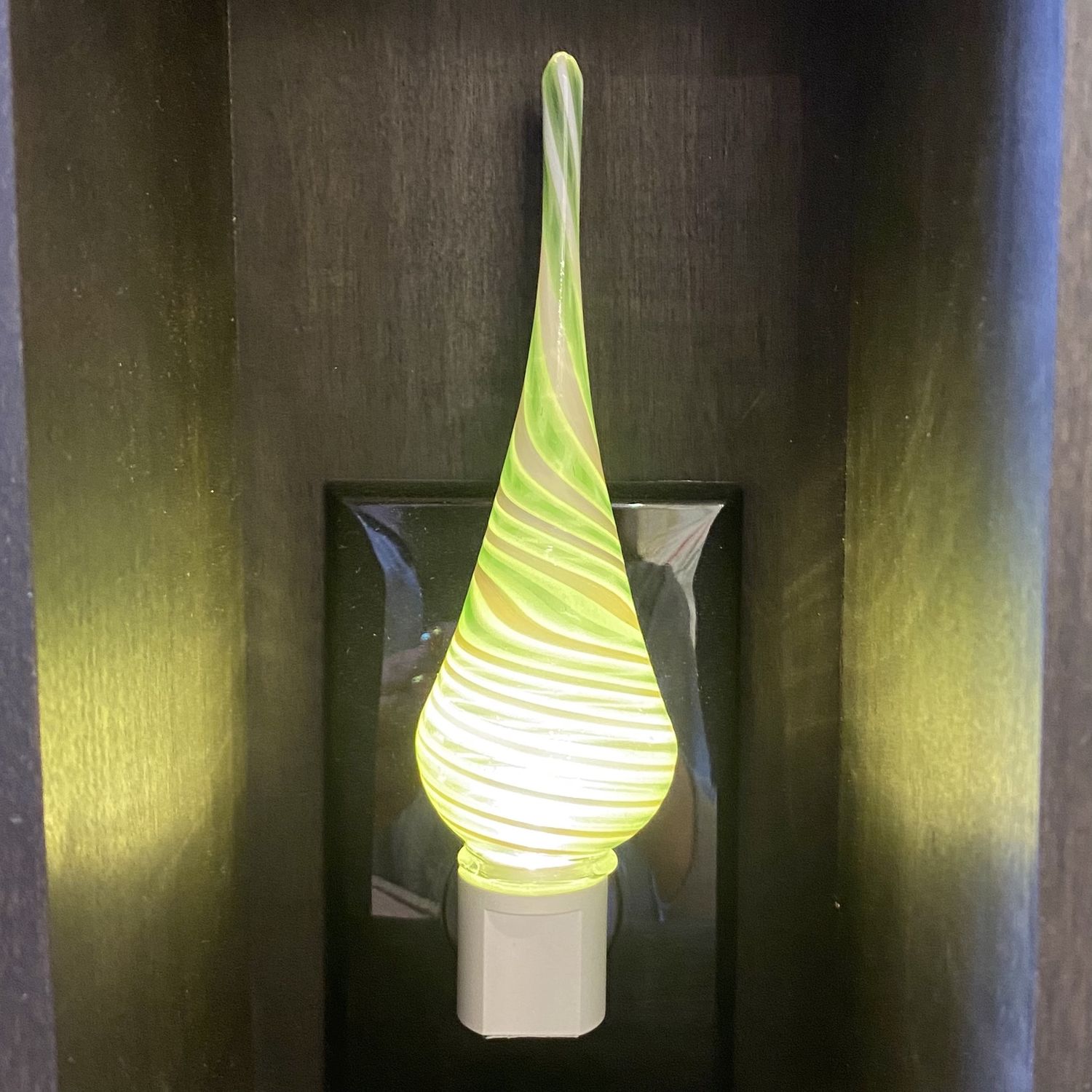Probstein Glass Nightlight Green/White Round Bottom
