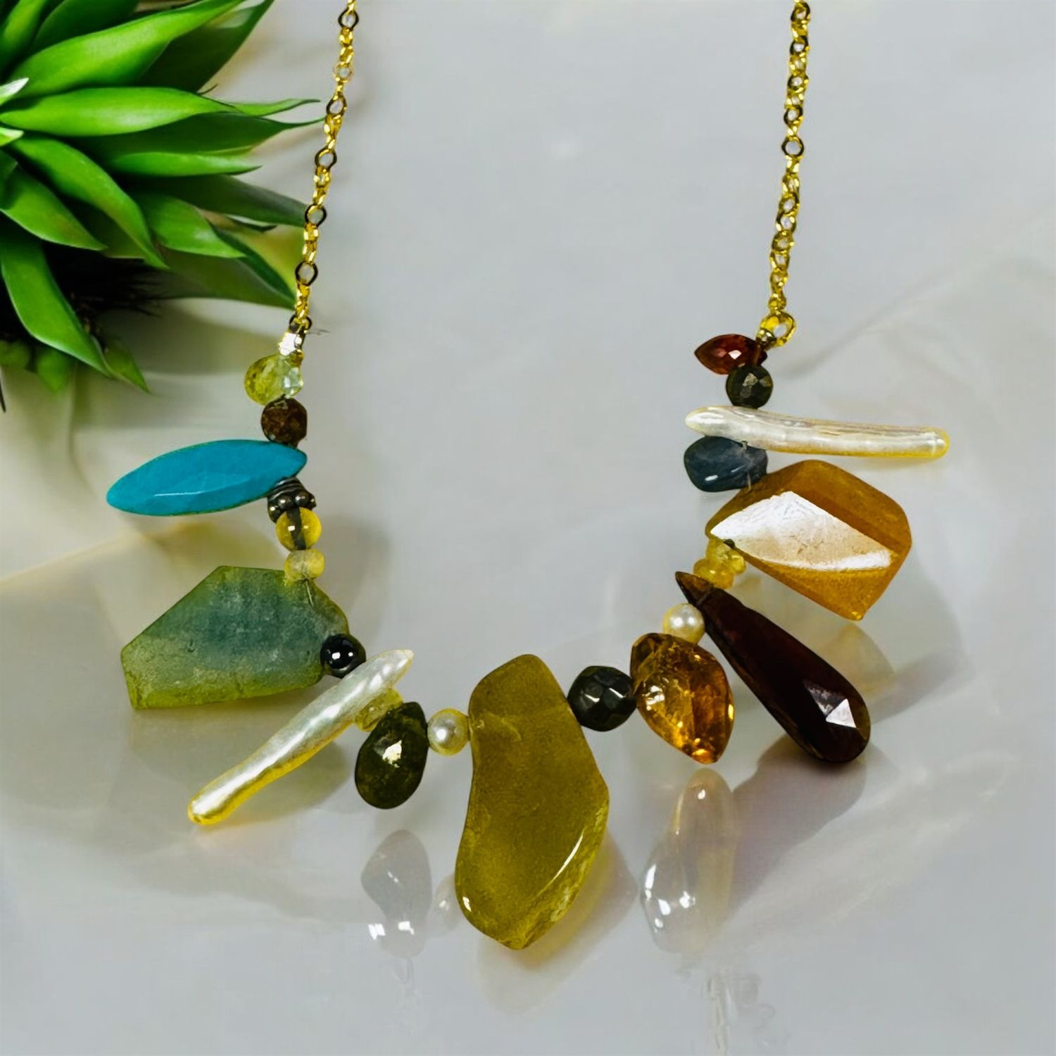 Robb Necklace Strung Mixed Gem Center