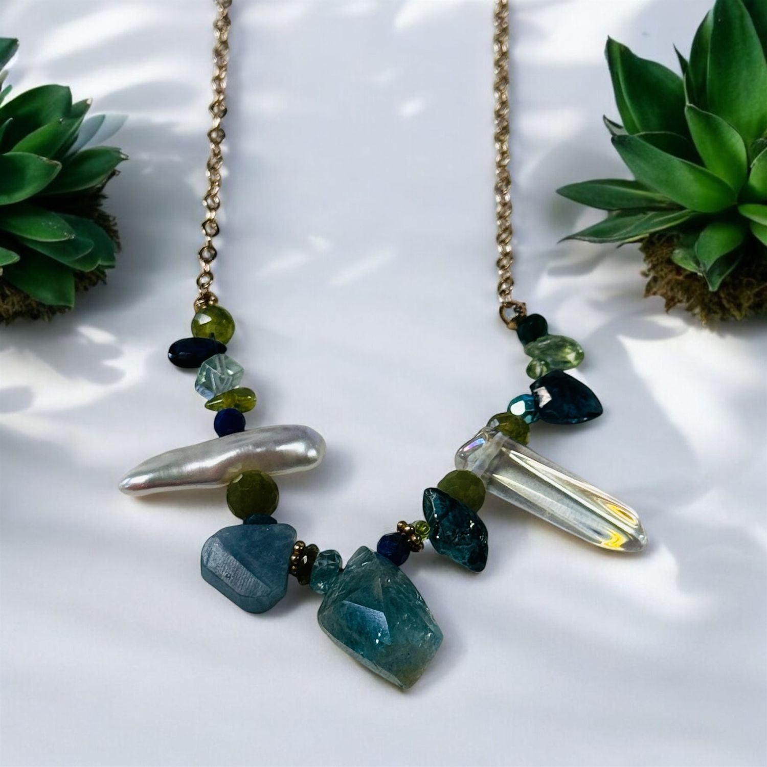 Robb Necklace Peridot, Kyanite, Fluorite, Pearl Mixed Gem