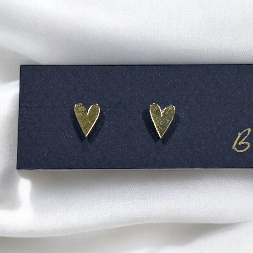 Sunshine Post Earrings Little Hearts