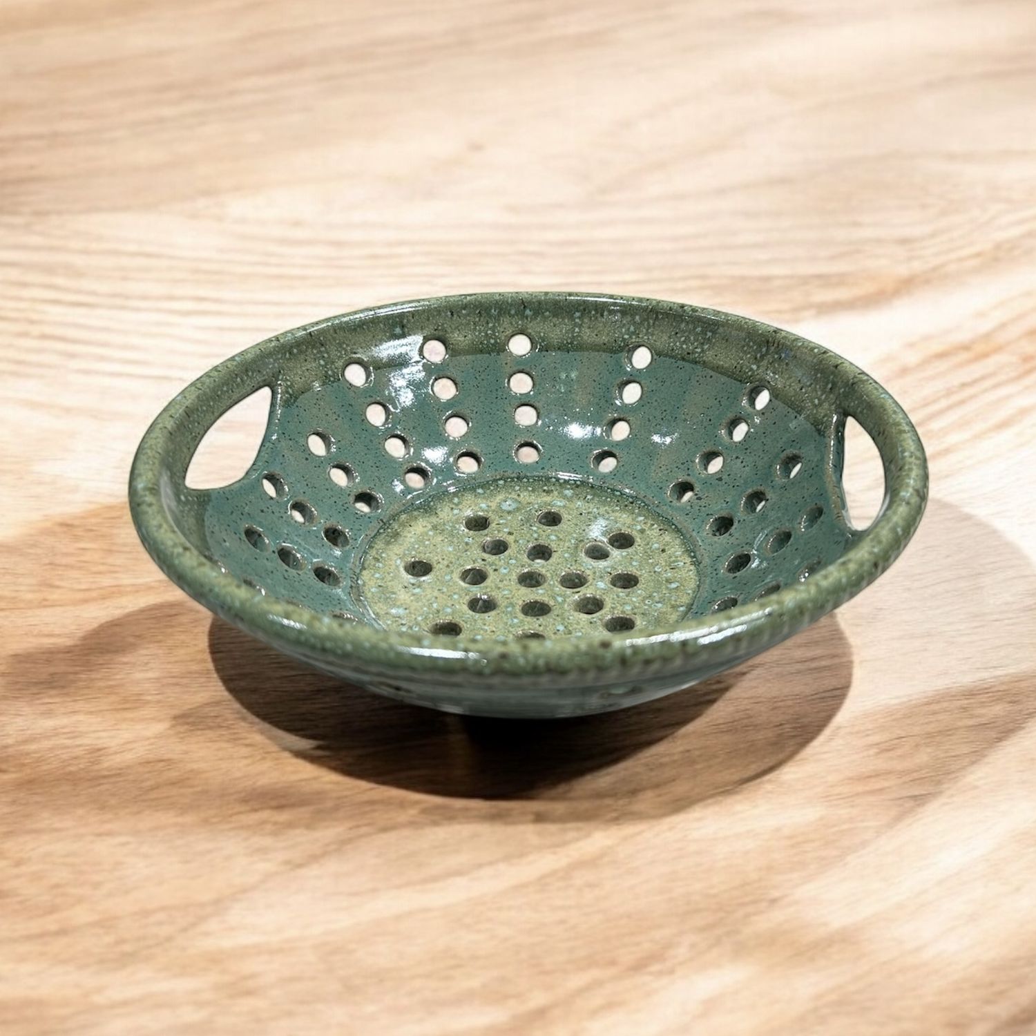 Johnson Shallow Fruit Bowl/Colander Green