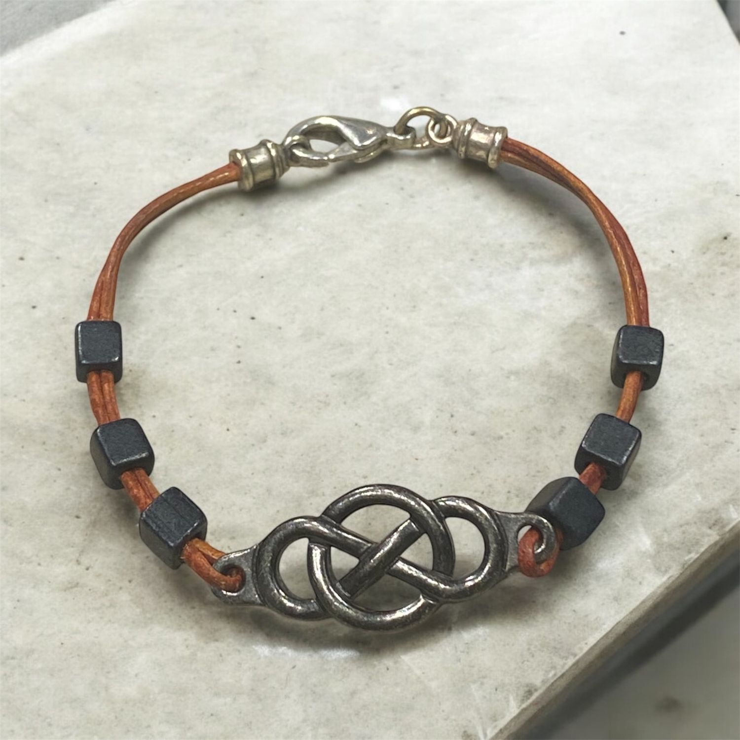 Nadeau Bracelet Celtic Knot