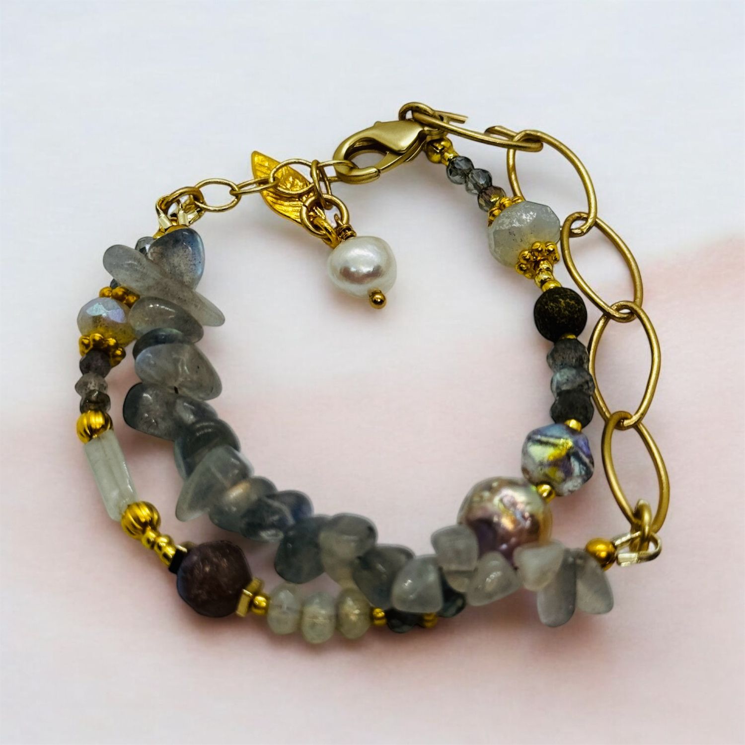 Garnish Bracelet Freshwater Pearl and Labradorite Two Strand