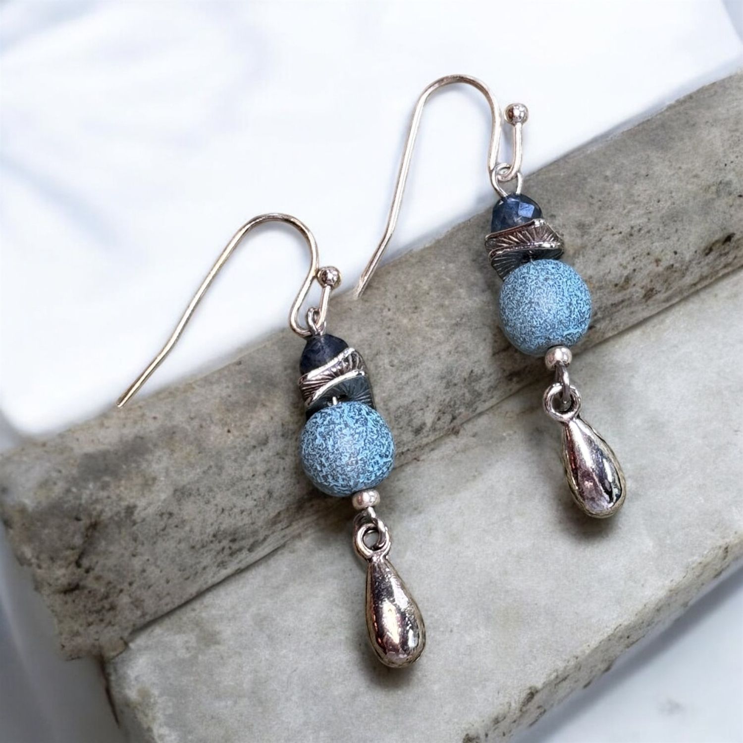 Garnish Earrings Sapphire, Blue Czech Glass Silver Bead