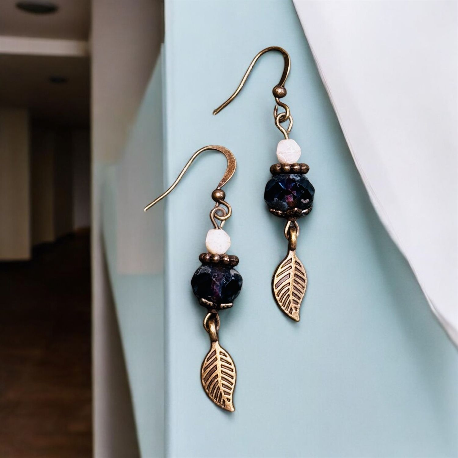 Garnish Earring Cream, Dk Blue Bead Small Leaf