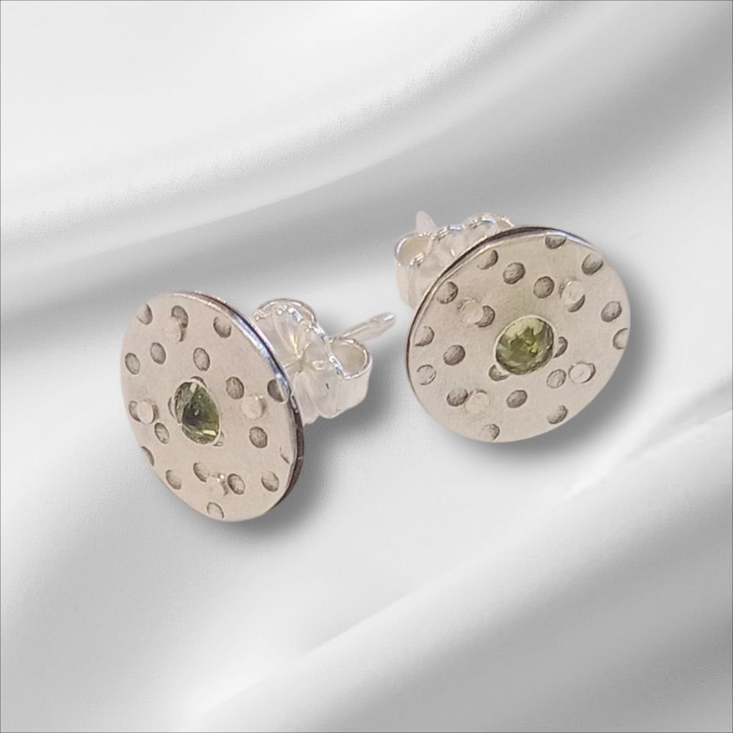 Bent Metal Post Earring Peridot Circles