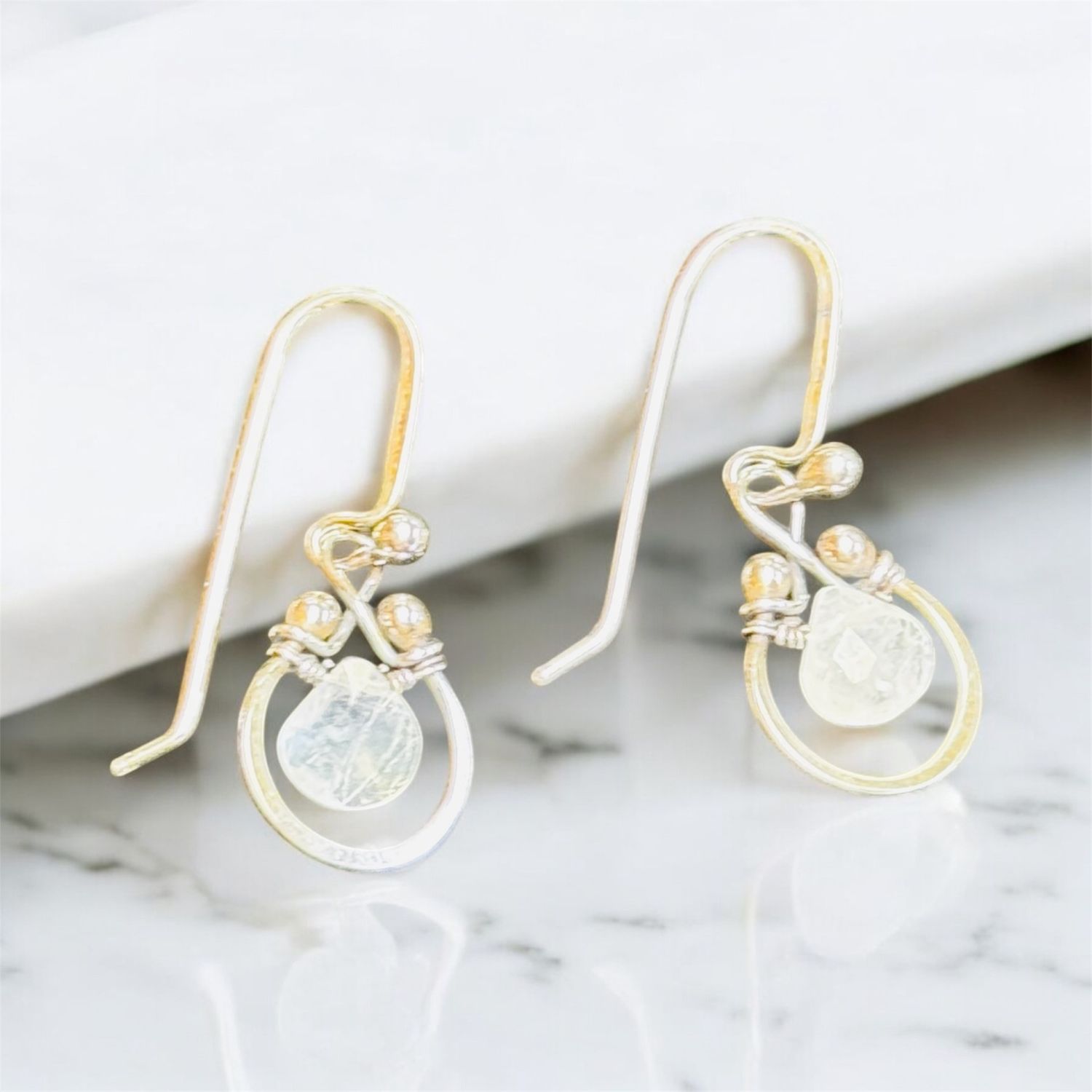 Zuzko Earring Horseshoe Moonstone