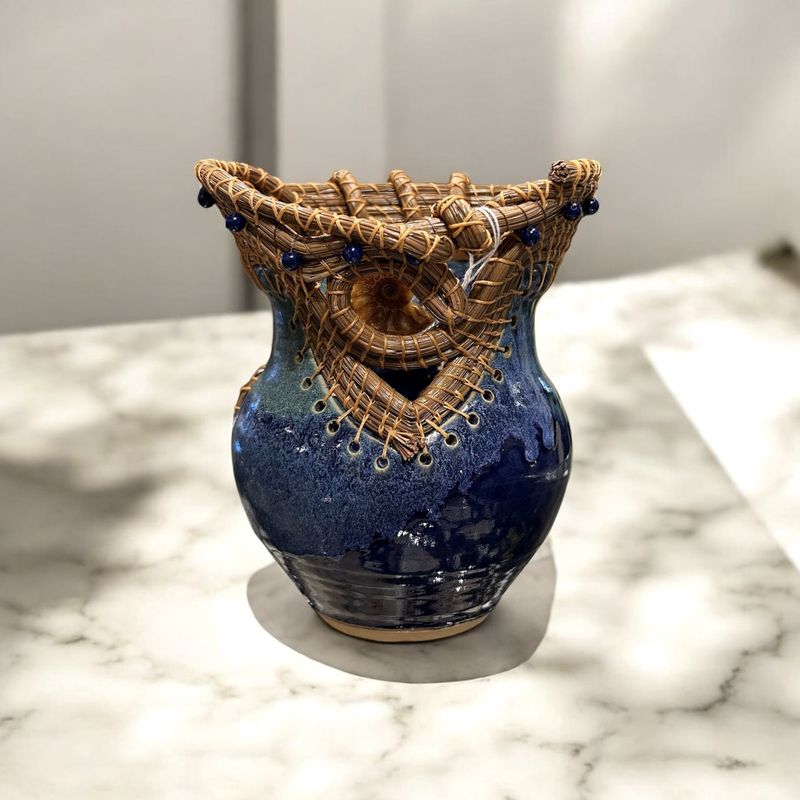 Hastings Vaskett #86 Blue and Turquoise Glaze, Lapis Beads