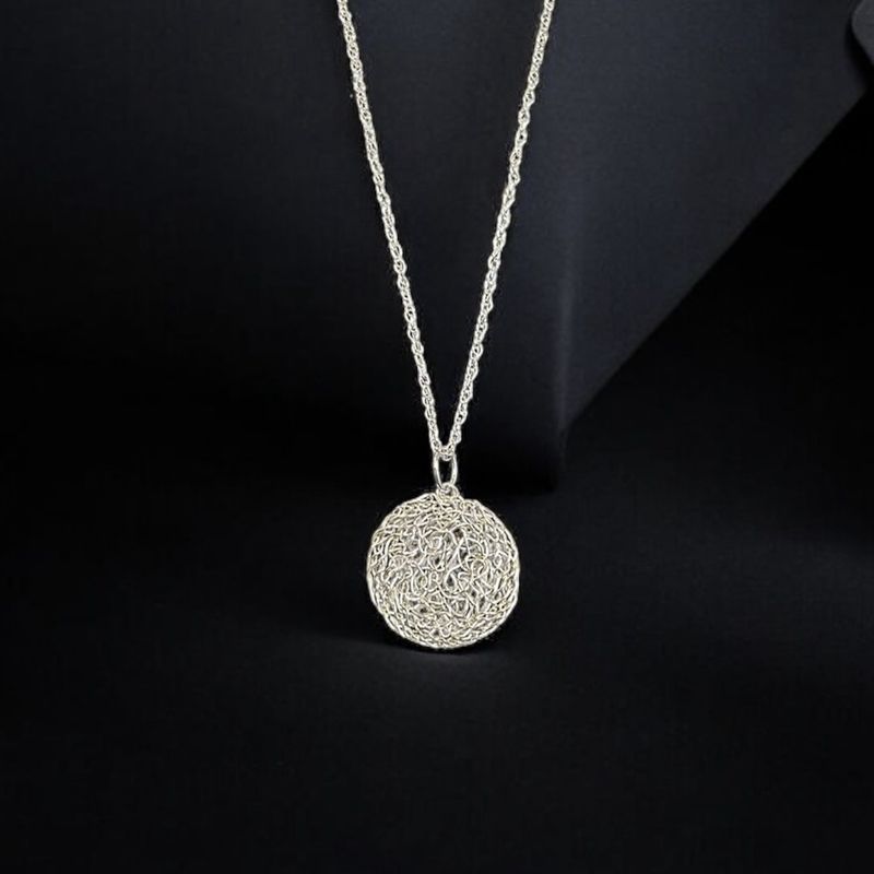 MetaLace Necklace Small Silver Circle