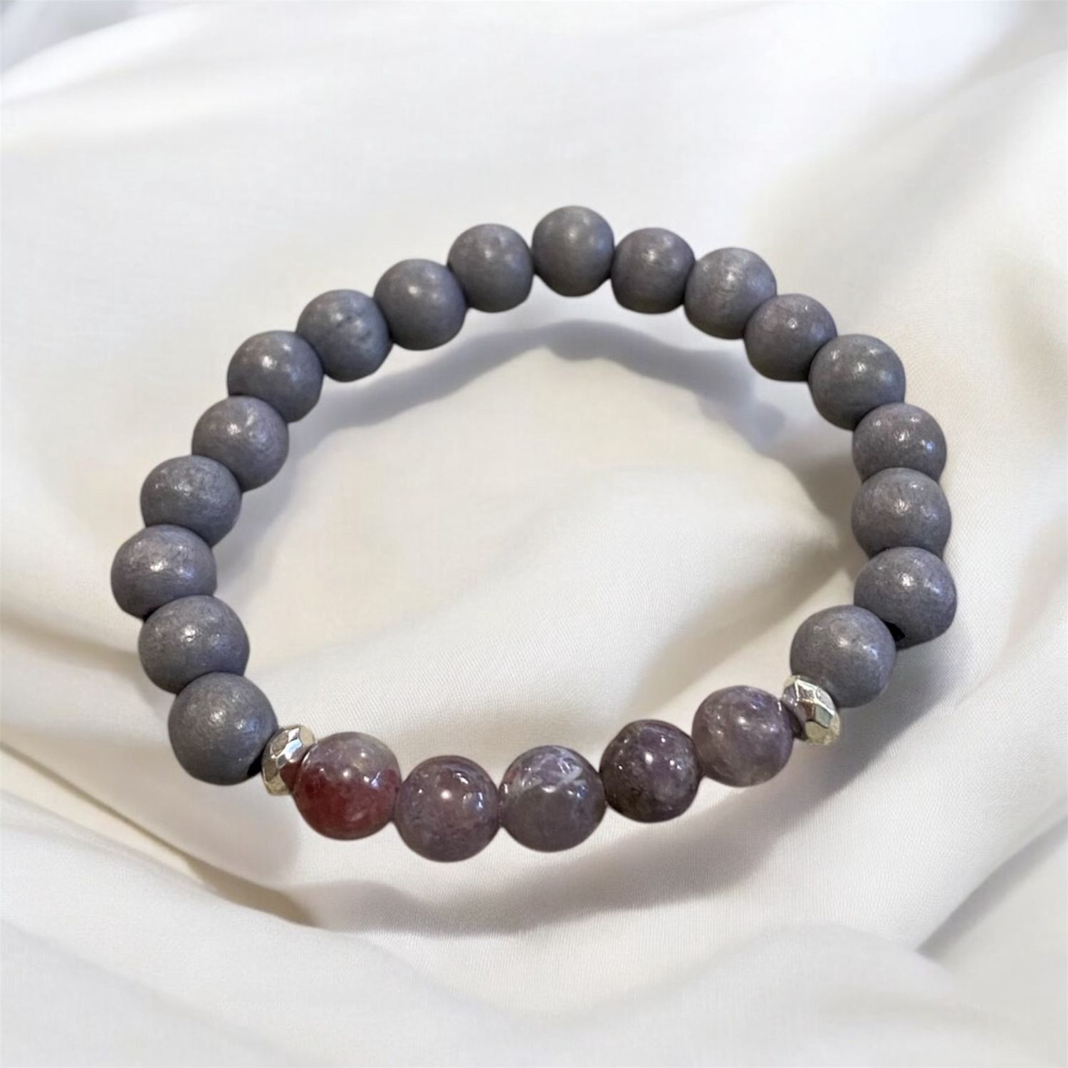 Very Visser Stretch Bracelet Purple Wood Beads + Plum Tourmaline