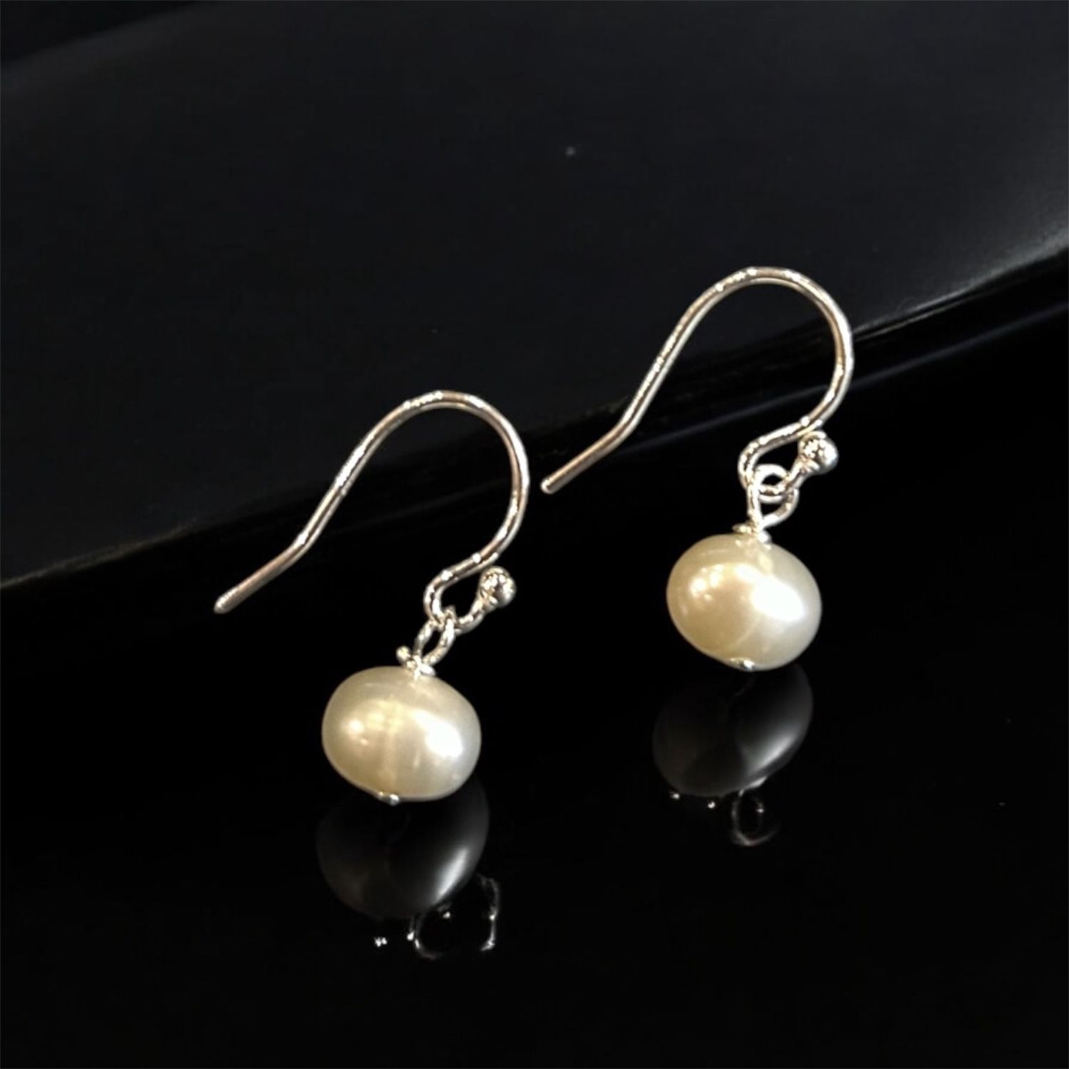 Trueworthy Earrings Singel Pearl Sterling Silver