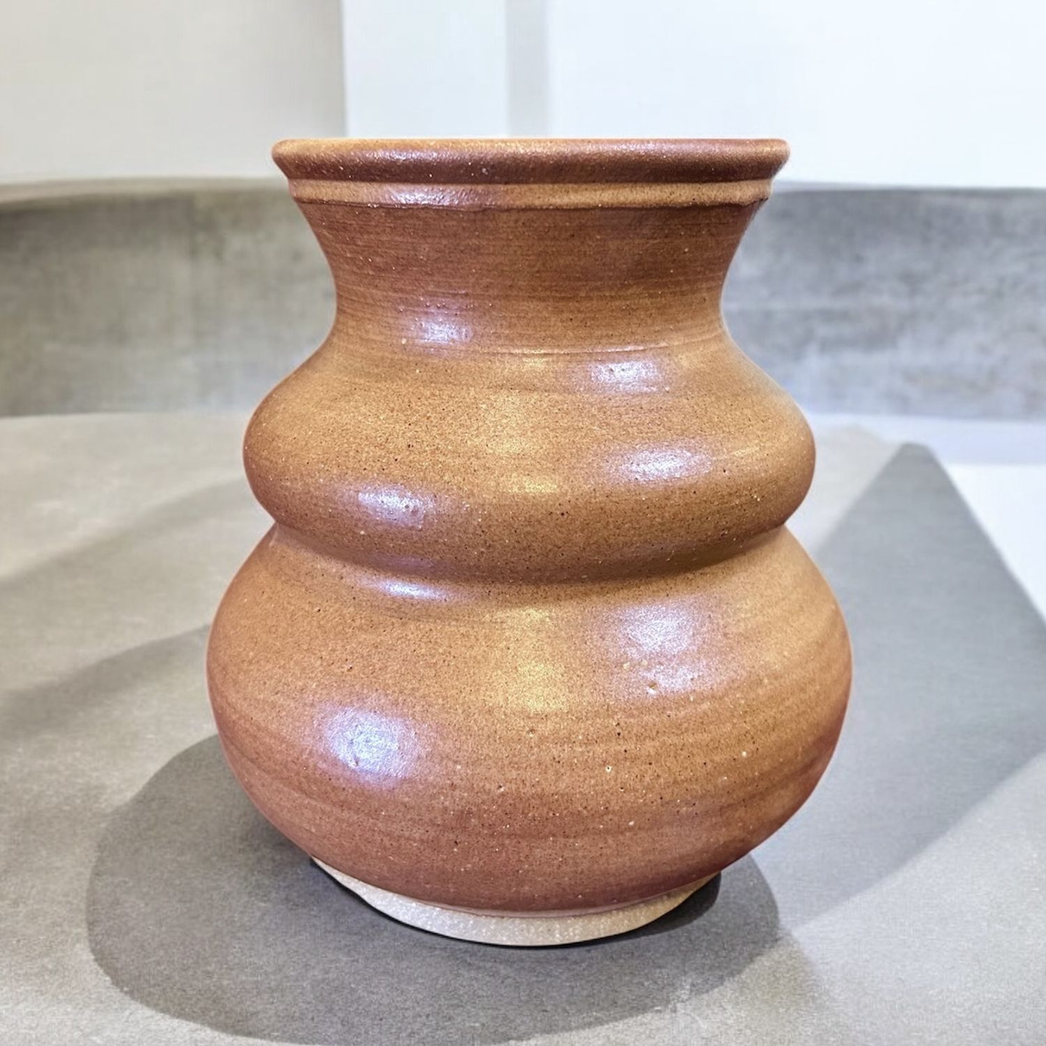Okechukwu Vase Wavy Large Tan