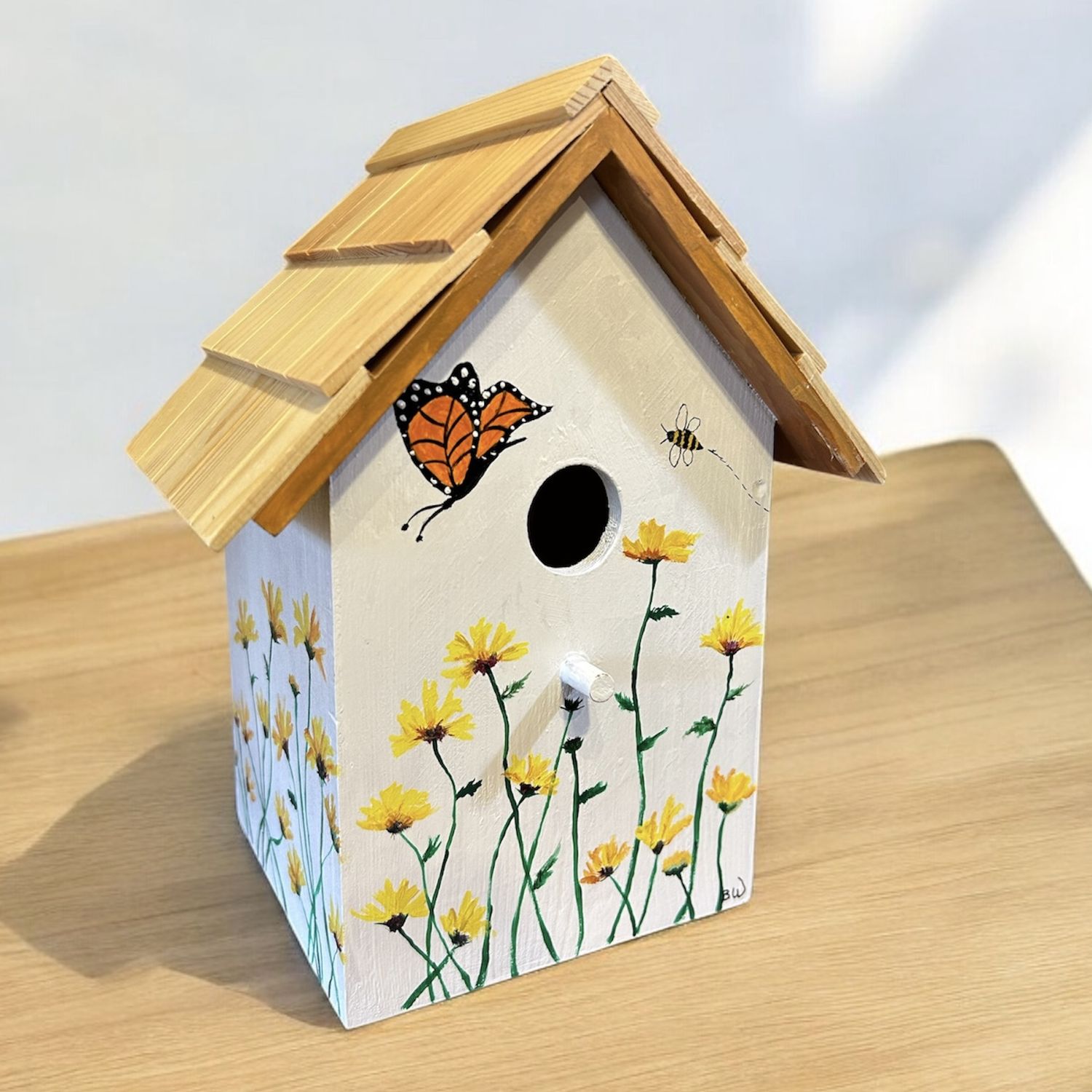 Wilson Birdhouse Monarch w/ Yellow Flowers &amp; Bee