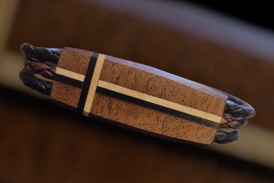 Leblanc Leather and Wood Bracelet Cross Medium