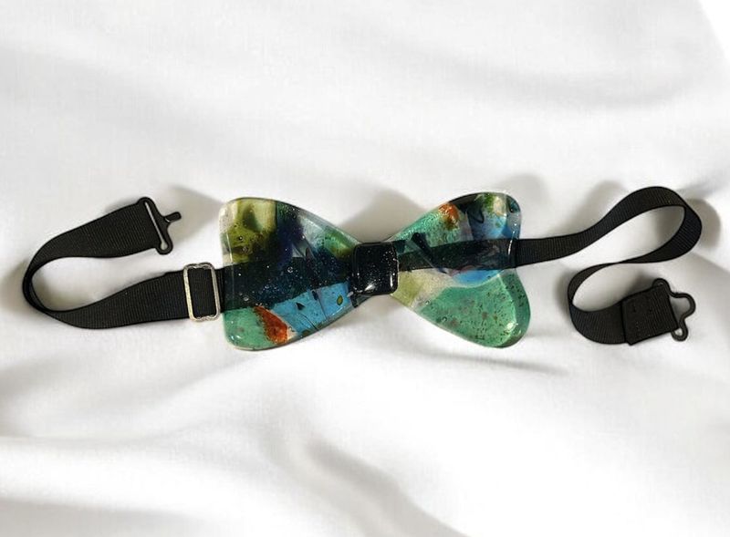 Gong Glass Bowtie with Bowtie Band- Blue and Green Abstract