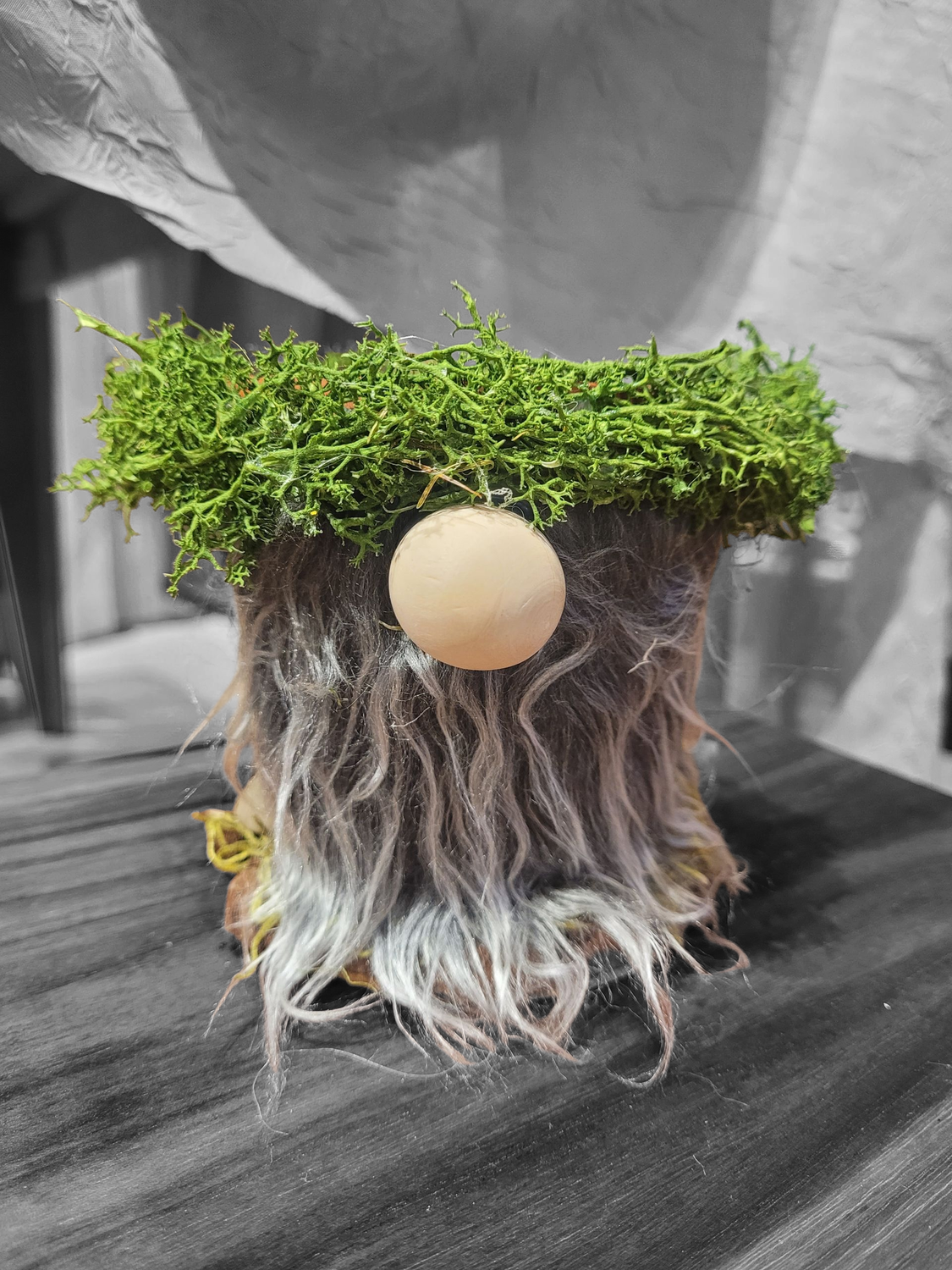 Wilson Planter Wilderness Gnome 4 with White Beard Foliage Crown