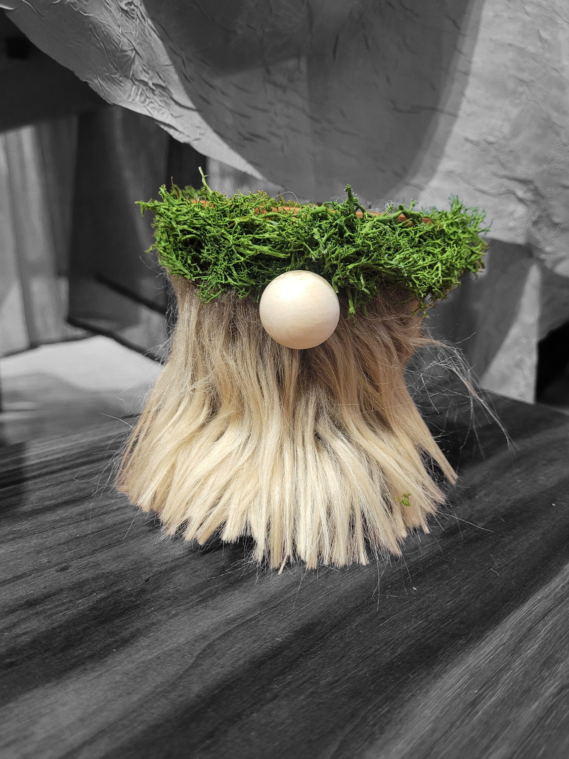 Wilson Planter Wilderness Gnome 5 with White Beard Foliage Crown