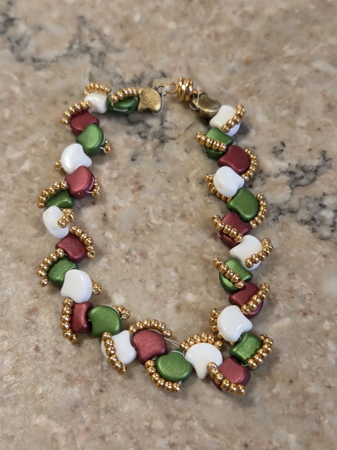 Boerman Bracelet Red/Green/White Ginkgo Beads w/ Gold