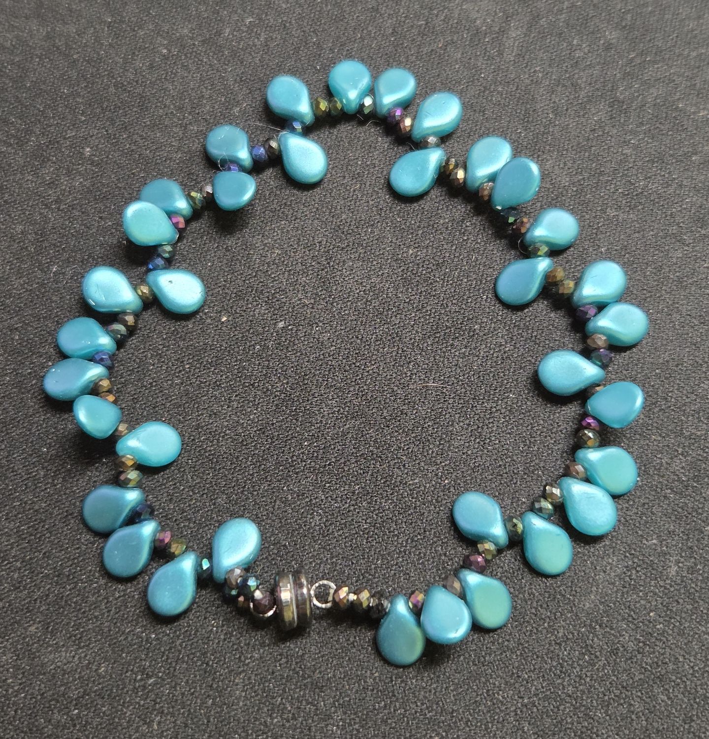 Boerman Bracelet Teal Pips w/ Black Crystals