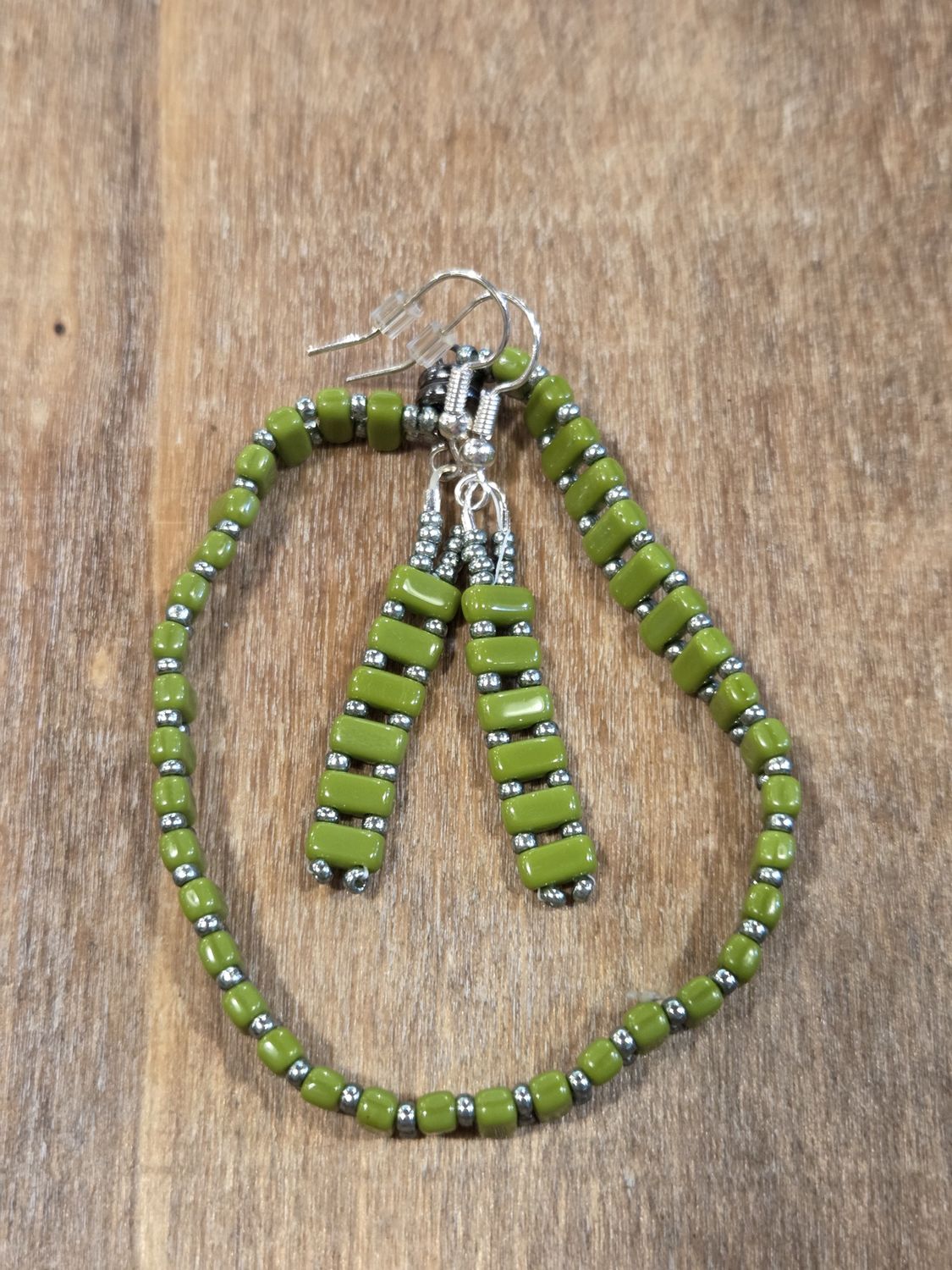 Boerman Bracelet Earring Set Avocado Green Bars