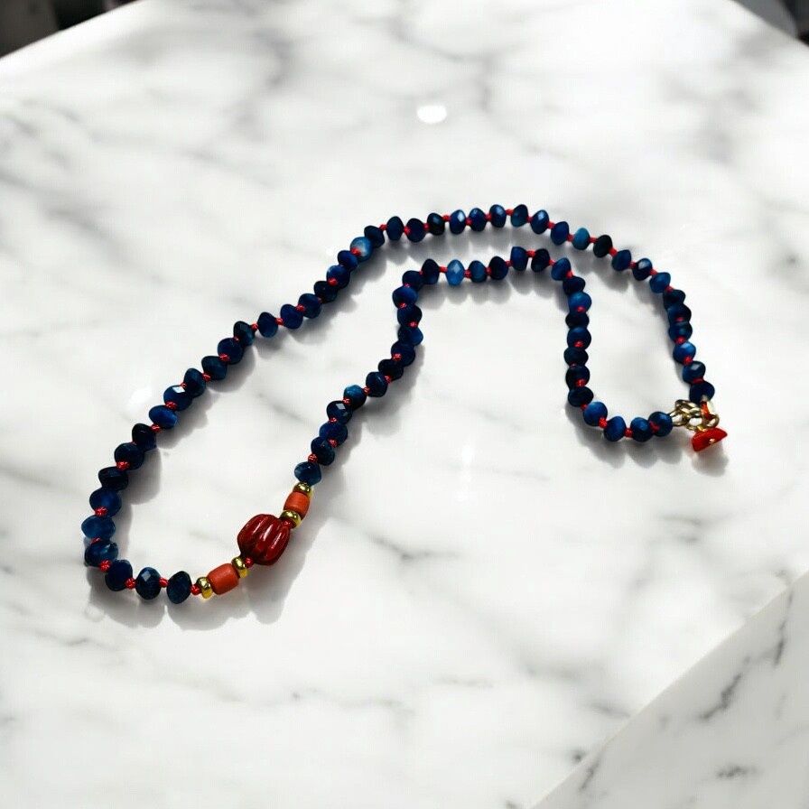 Stranded Necklace Blue Kyanite