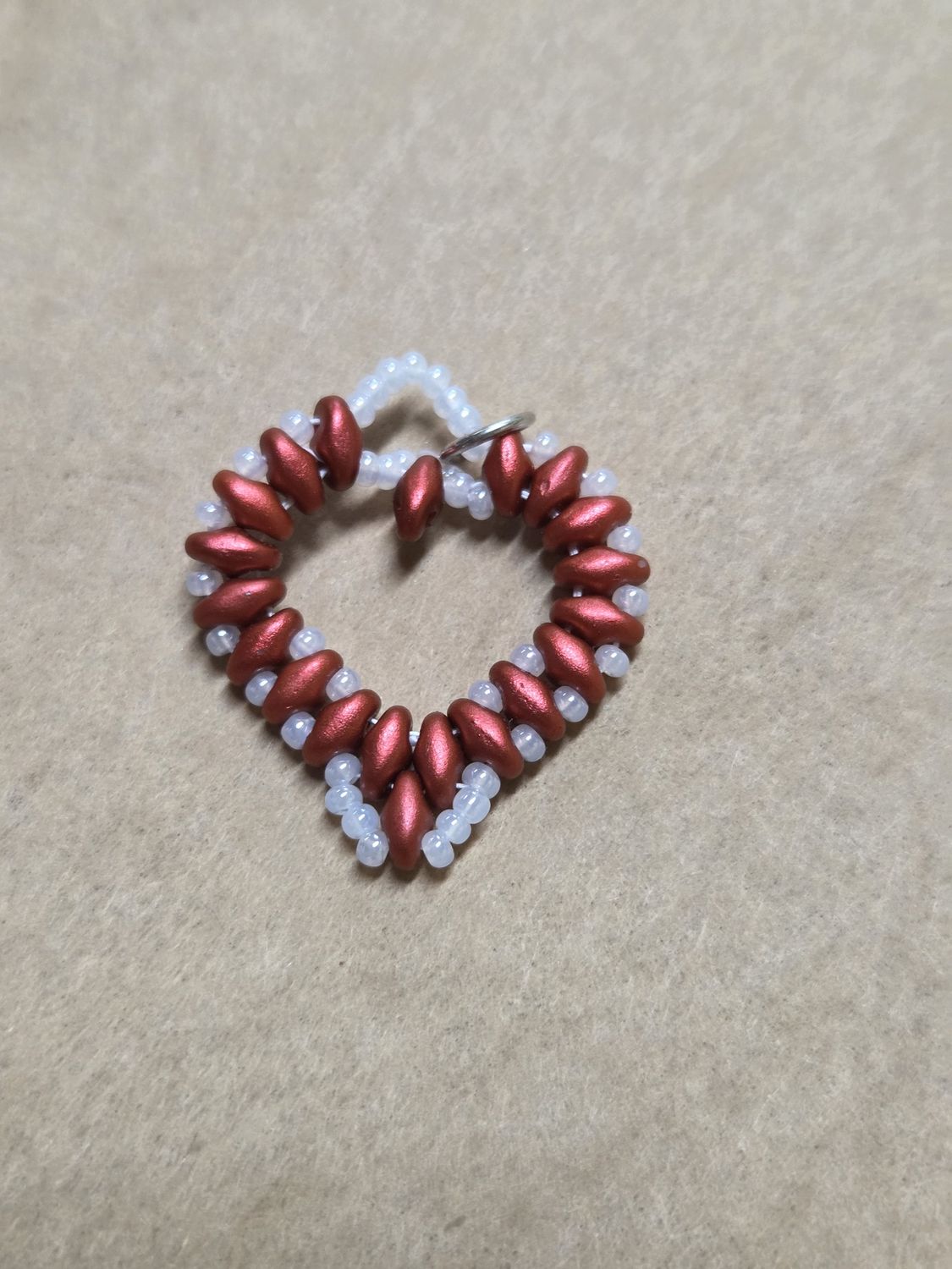 Boerman Pendant Metallic Red &amp; White Heart