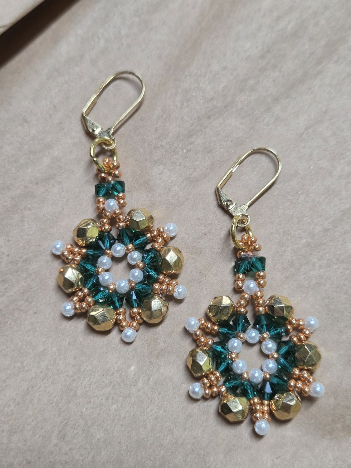 Boerman Earrings Green Gold White Burst