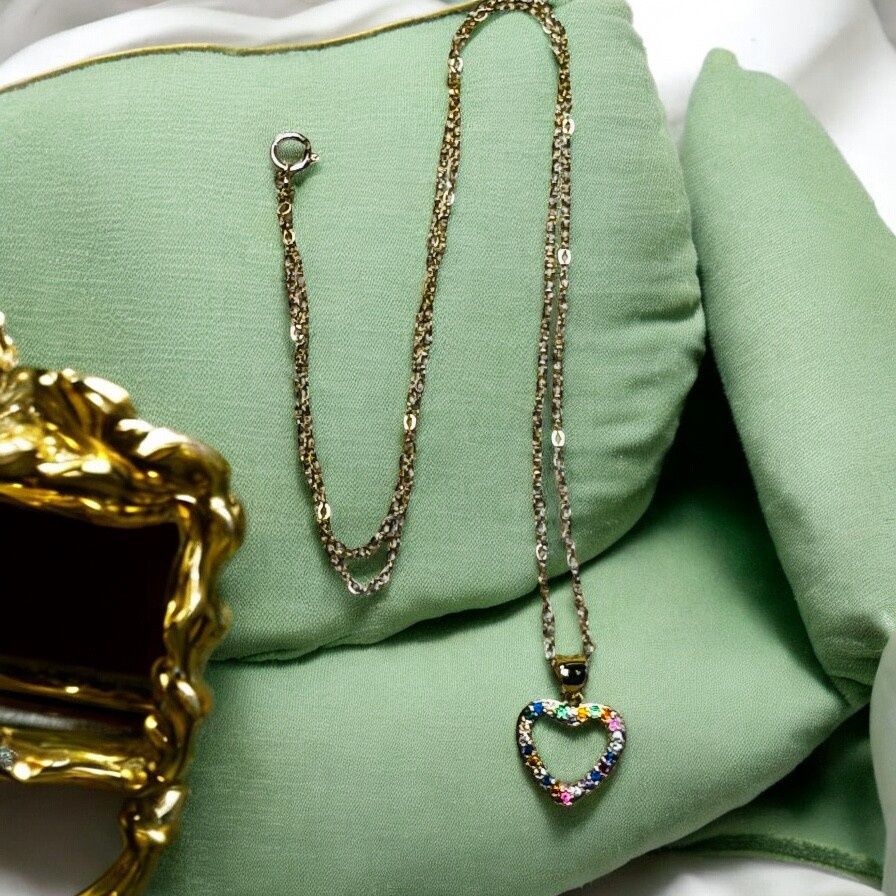 Kalli Necklace Multi-Color Heart