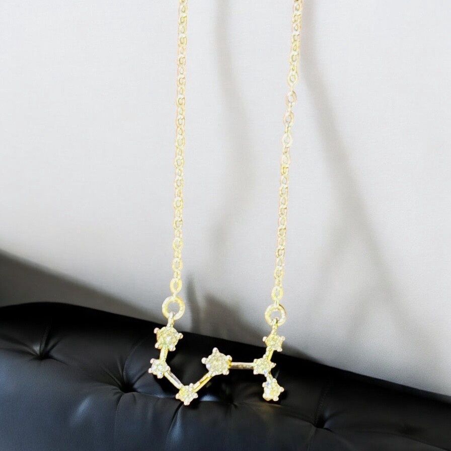 Kalli Necklace Scorpio Silver