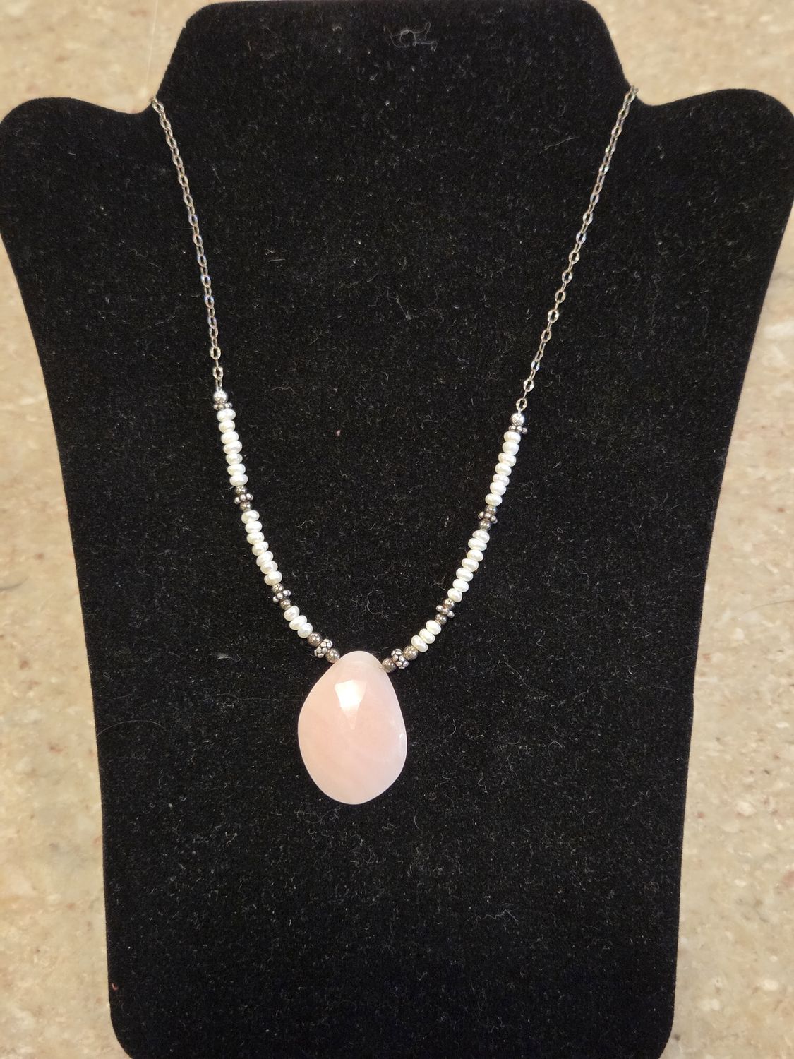 ESTANCIA NECK PINK OPAL, PEARLS
