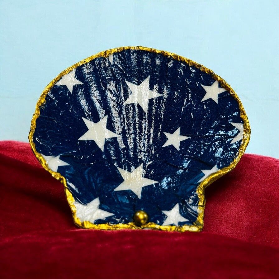 Wilson Large Clam Shell Trinket Dish Blue w/White Stars