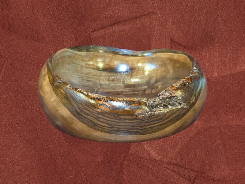 Farnsworth Round Live Edge Black Walnut Bowl