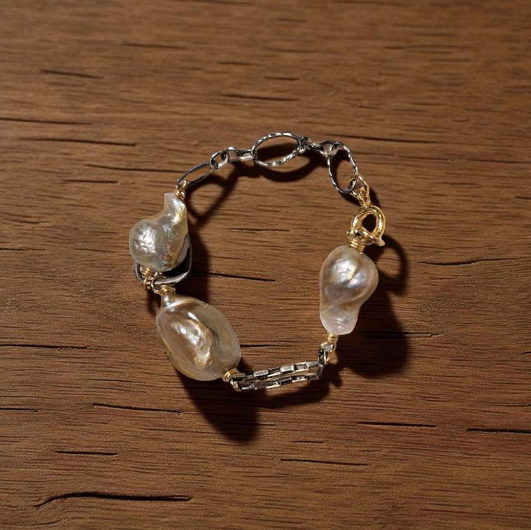 Robb Bracelet w/ Large Baroque Pearls