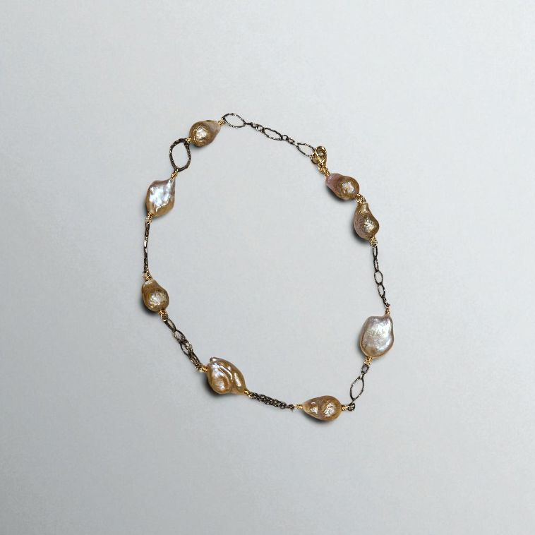 Robb Large Baroque Pearl Necklace