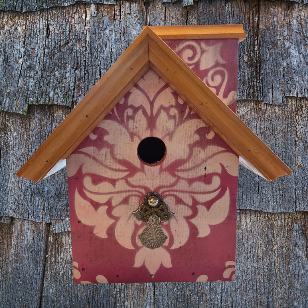 Rivers Birdhouse Pink Stencil/ Angel Pin