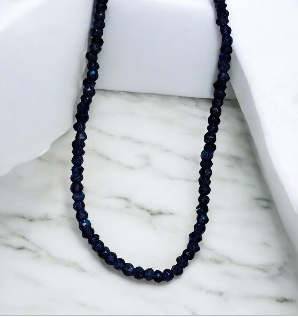Trueworthy Necklace Coated Labradorite