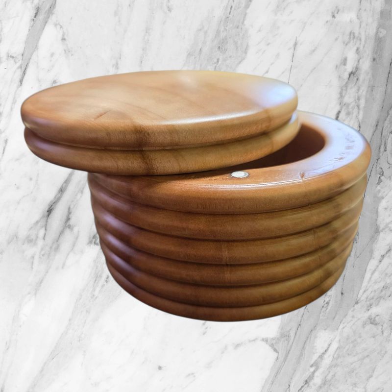 Gilbert Salt Locker Red Maple- Ribbed