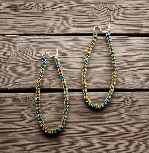 Boerman Multi-Color Metallic Seed Bead Oblong Hoops