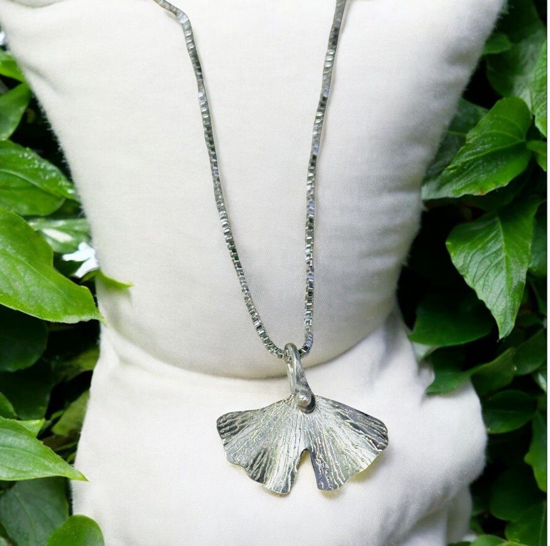 Gonzales Necklace Ginkgo Leaf