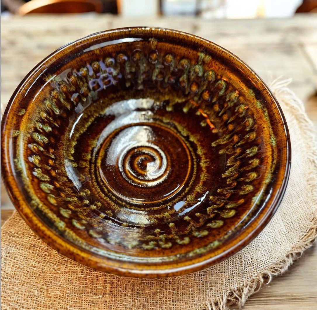 Johnson Bowl Large Dimple Brown with Green