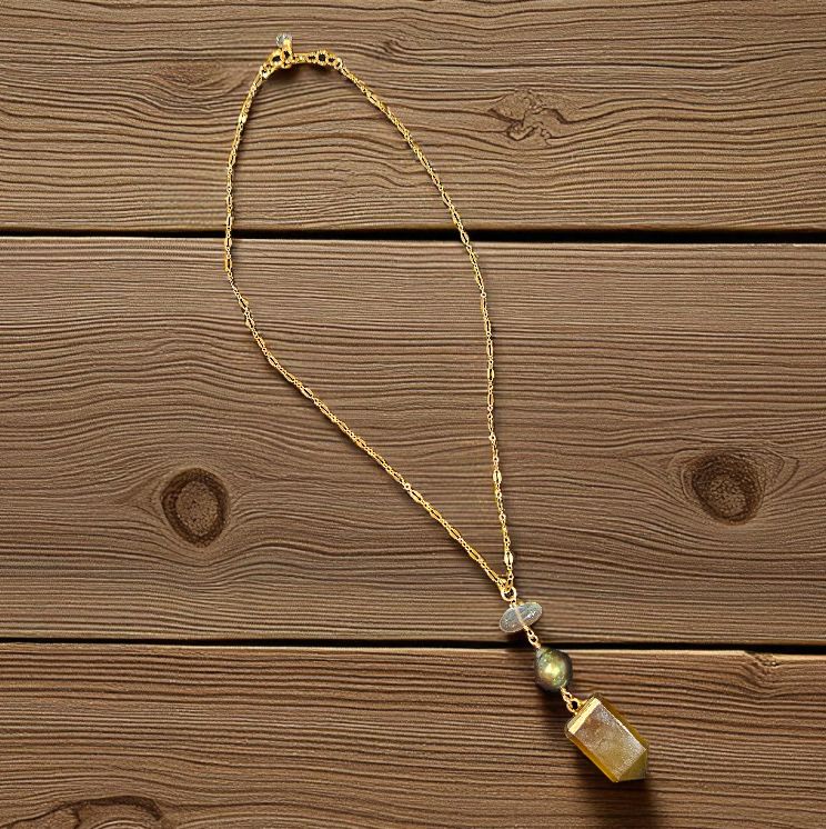 Robb Necklace Labradorite, Pearl, Orange Calcite