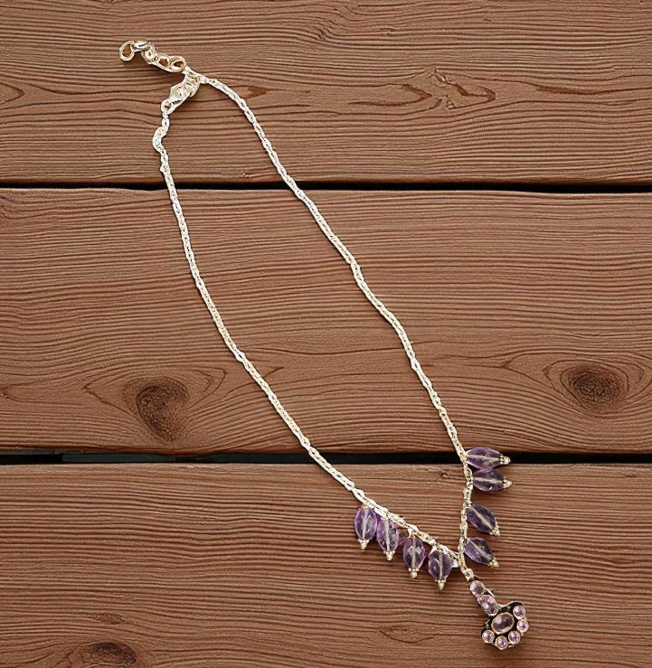 Robb Necklace Amethyst with Center Stone