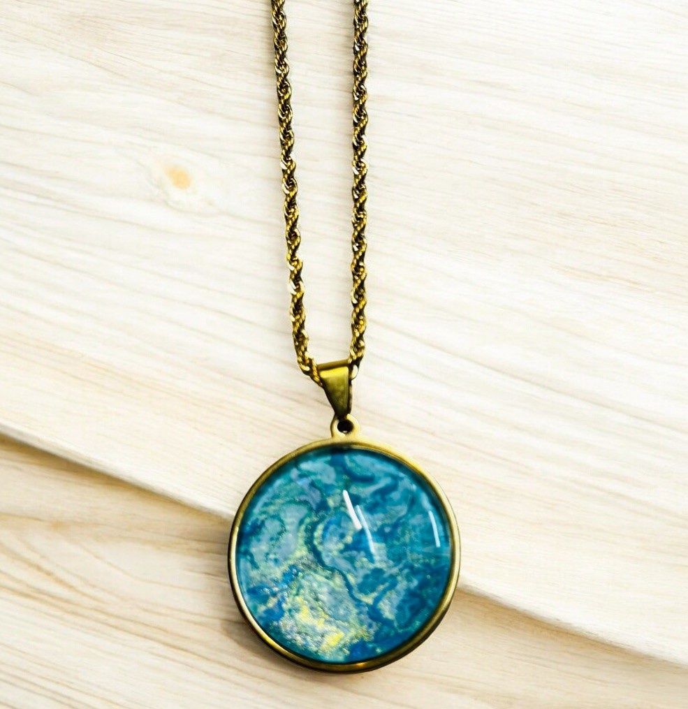 Stevenson Necklace Round Seafoam Green