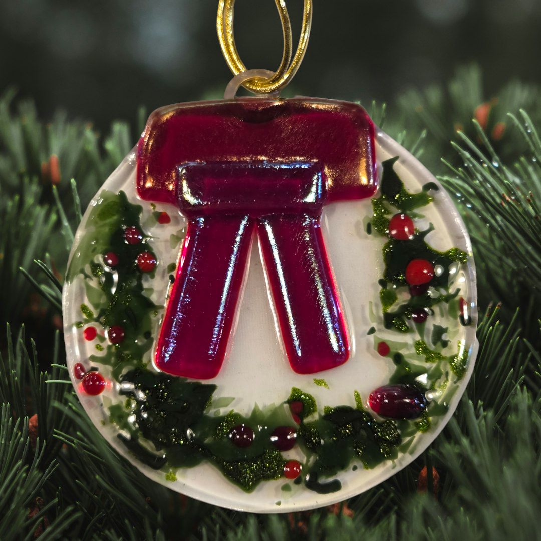 Verre Visage Fused Glass Wreath Ornament770