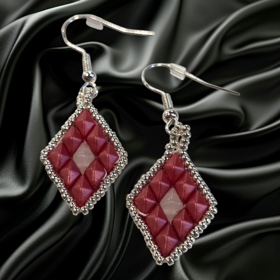 Boerman Earrings Red Diamonds