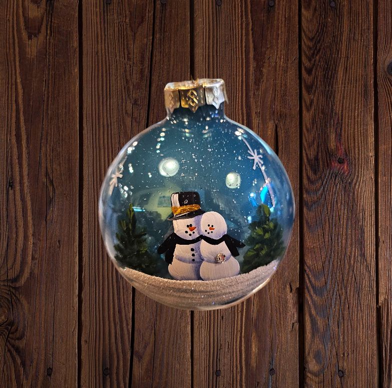 Hamilton Ornament Couple with Diamond