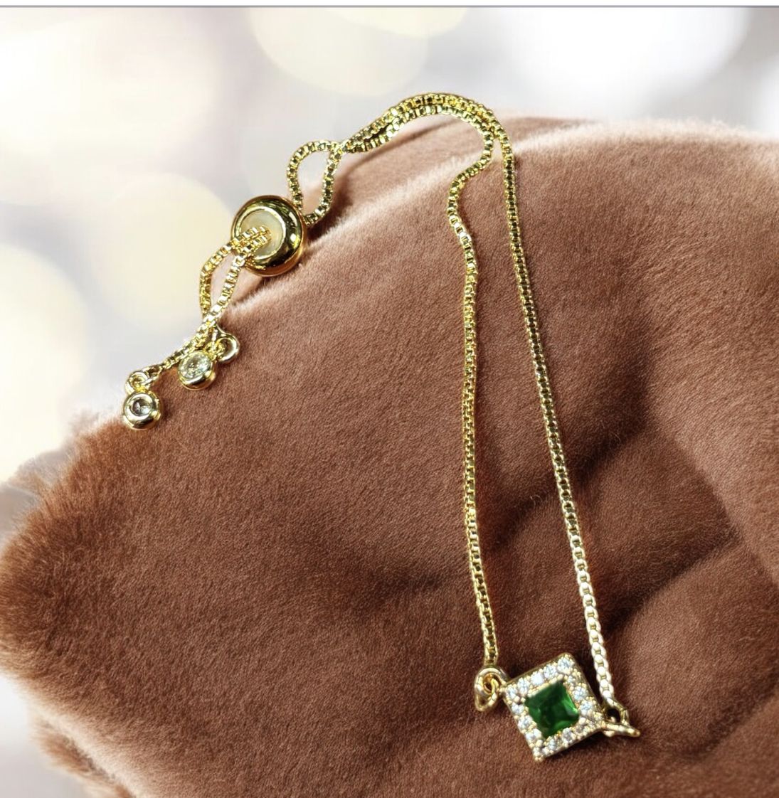 Kalli Bracelet Green Diamond Shape with Clear Cubic Zirconia