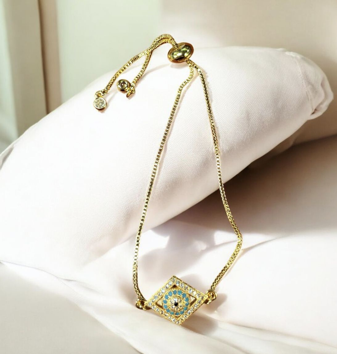 Kalli Bracelet Evil Eye Turquoise Center